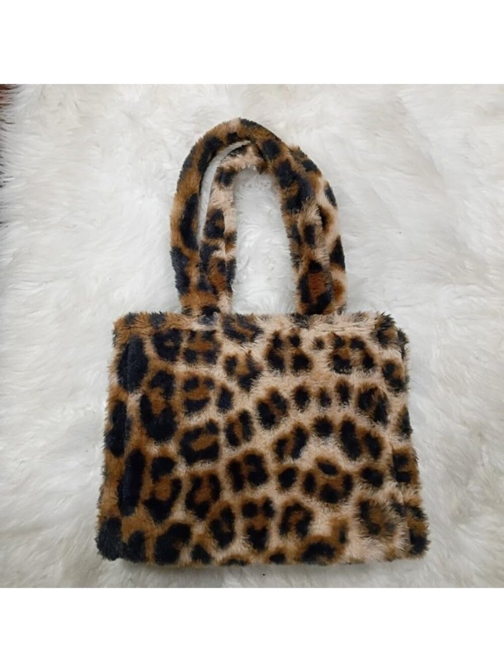 Leopard Print Faux Fur Tote Bag - Soft & Stylish Handbag For Everyday Use - Picture 4 of 11